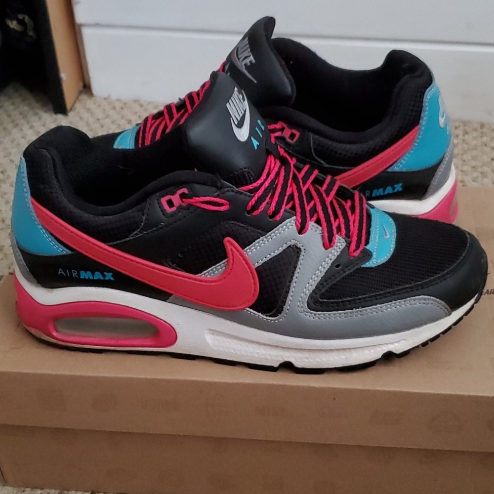 Size 9 Air Max Sneakers